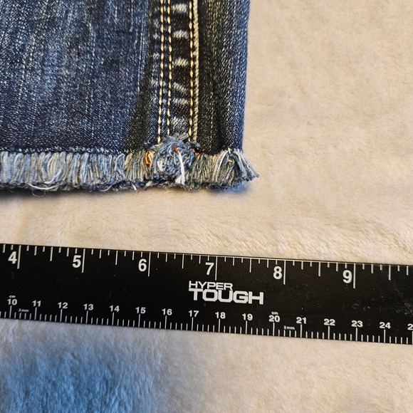 Rock Revival Gwen Capri Women's Raw Hem Flap Pocket Thick Stitch Denim Size 31 - Picture 8 of 11